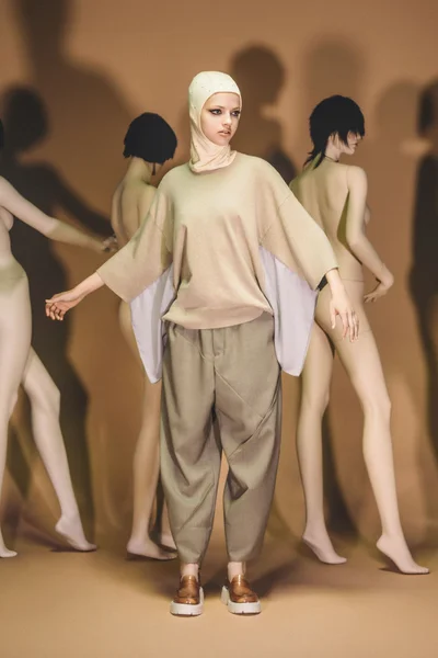Look 34